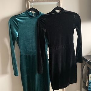 Green Long Sleeve Velvet Dress